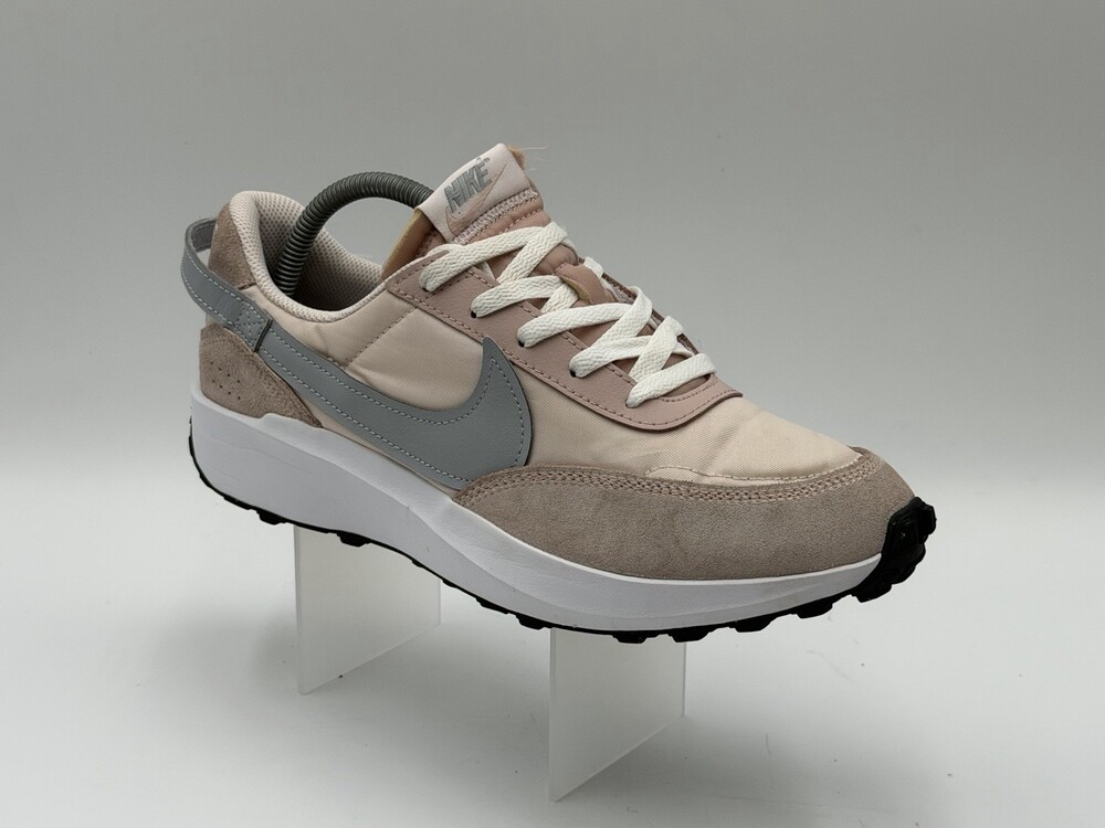 Nike Waffle Debut Running Shoes Women’s Size 10 Pink Suede Grey Athletic Run